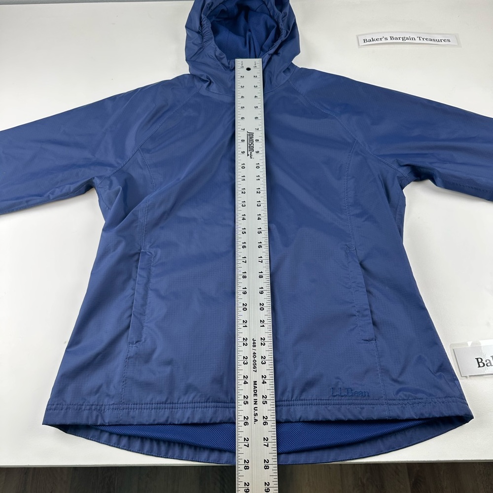 L.L. Bean Women’s Blue Rain Jacket - Picture 3 of 7